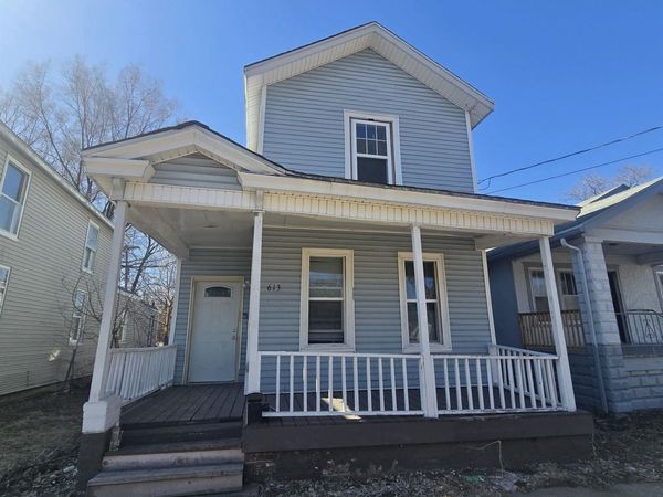 613 GREEN Street, Peoria, IL 61603