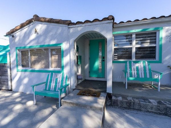 1629 Arthur St , Hollywood, FL 33020