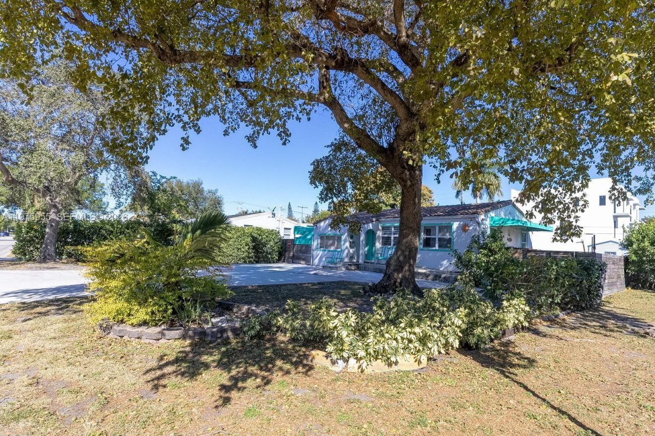 1629 Arthur St , Hollywood, FL 33020 Photo