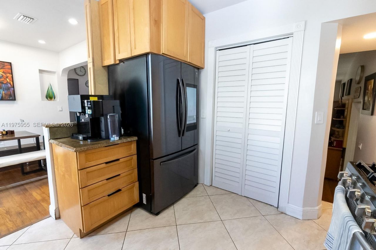 1629 Arthur St , Hollywood, FL 33020 Photo