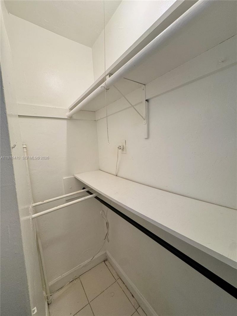 124 SE 4th St, Unit 2, Hallandale Beach, FL 33009 Photo