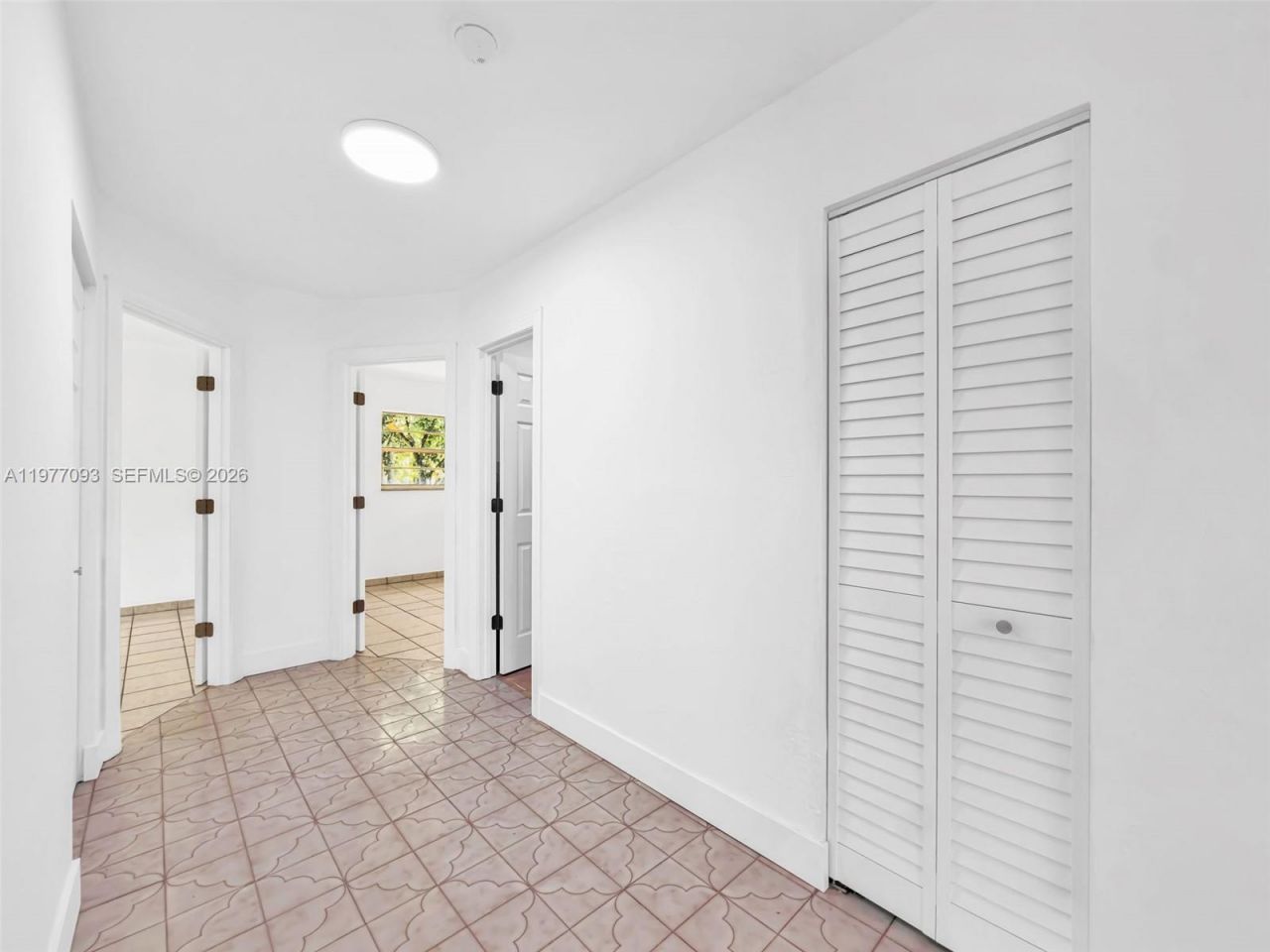 15401 SW 212th St, Miami, FL 33187 Photo