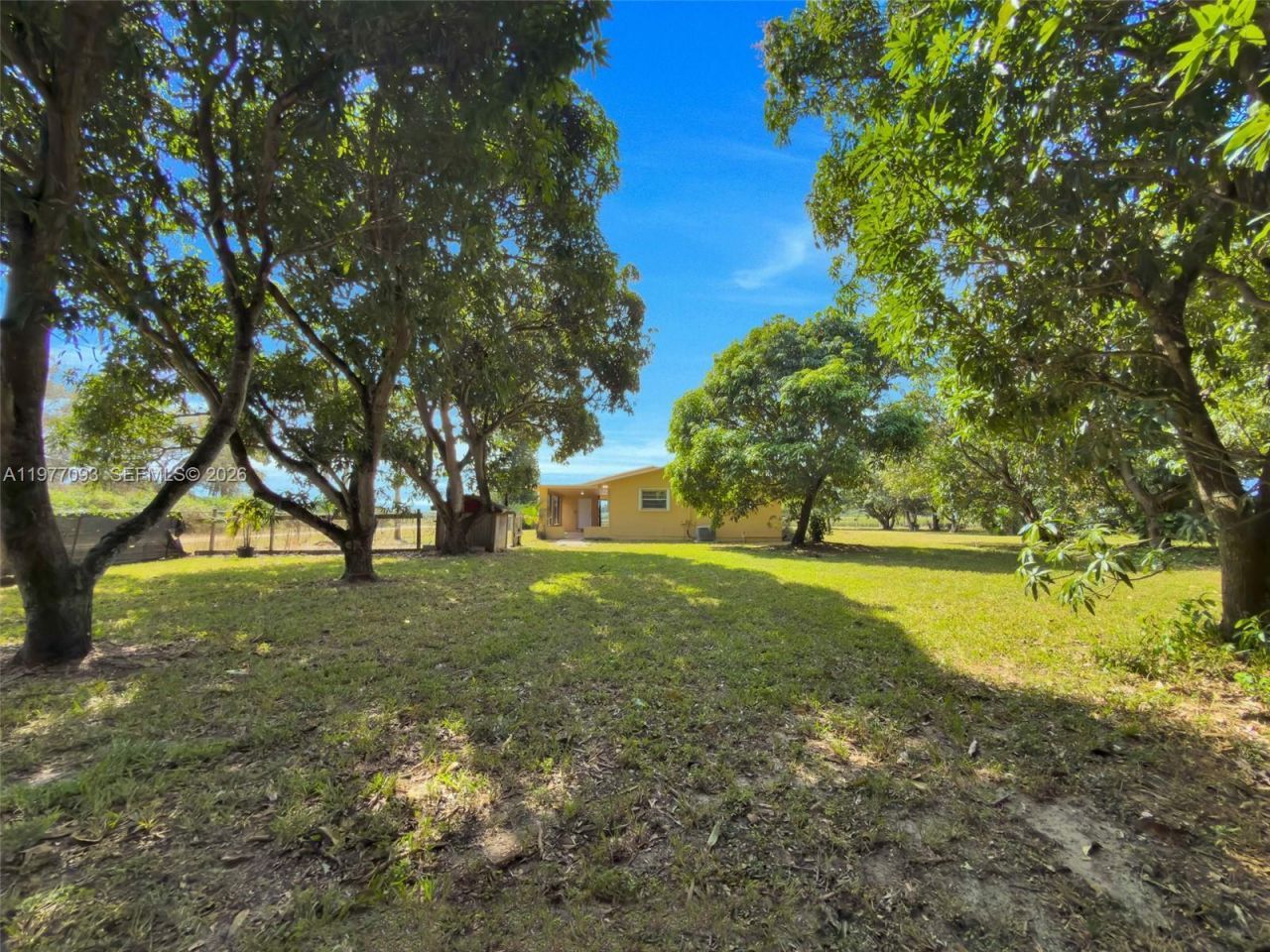 15401 SW 212th St, Miami, FL 33187 Photo