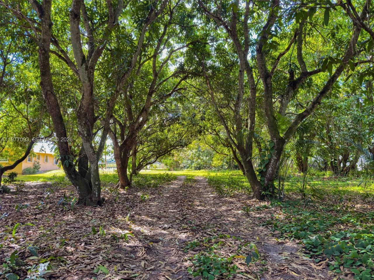 15401 SW 212th St, Miami, FL 33187 Photo