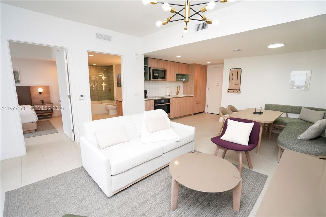 159 NE 6th St, Unit 2711, Miami, FL 33132 Photo