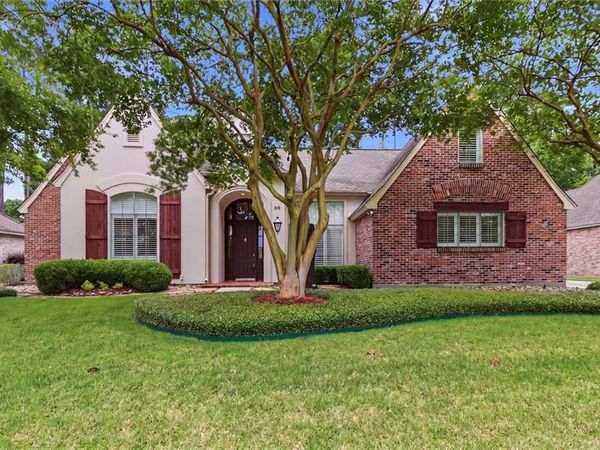 36 WOODSTONE Drive, Mandeville, LA 70448