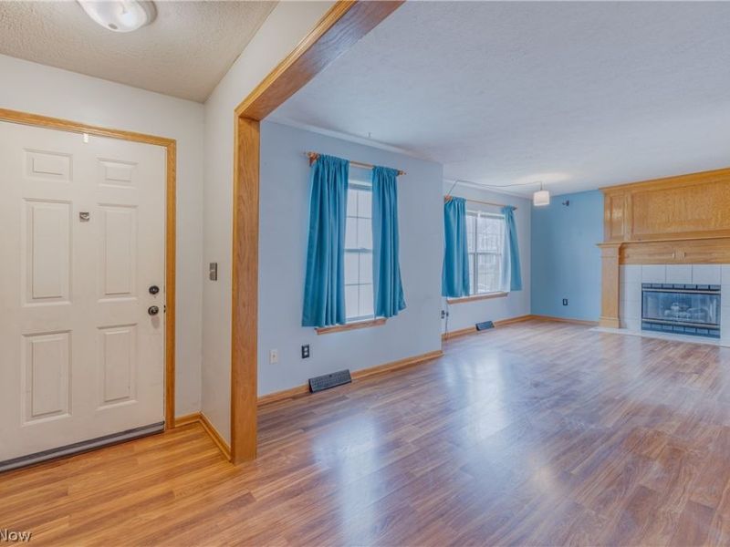 443 Plum Creek Drive, Wadsworth, OH 44281 Photo 3