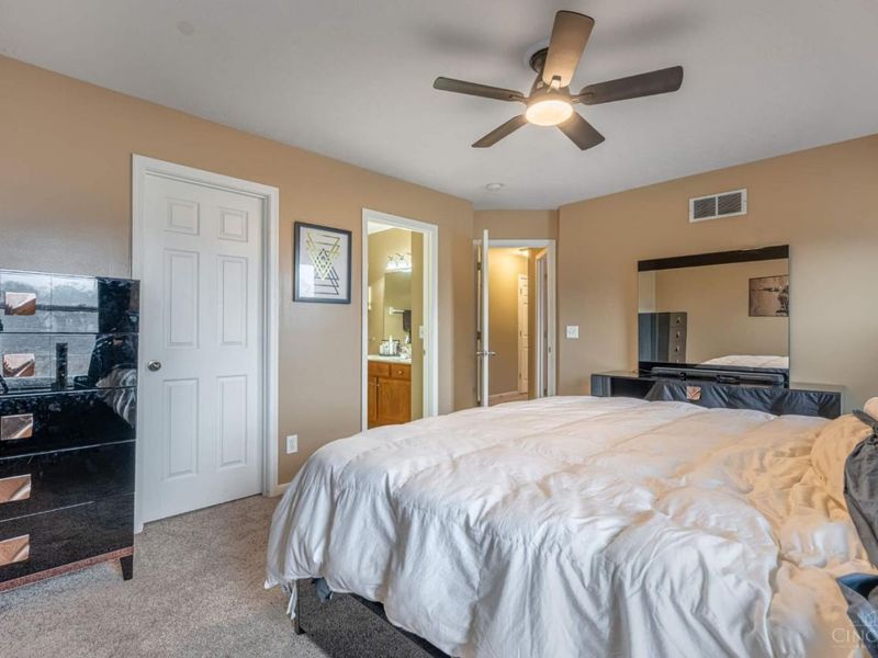 3328 Brodbeck Place, Cincinnati, OH 45211 Photo 17