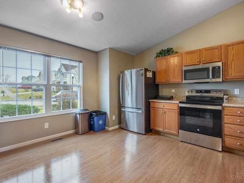 3328 Brodbeck Place, Cincinnati, OH 45211 Photo 8