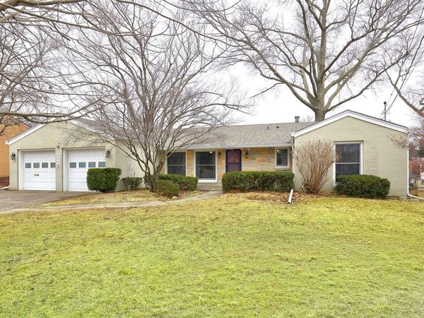 7114 Sunset Terrace, Windsor Heights, IA 50324