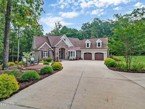 265 Falling Leaf Rd, Jamestown, TN 38556