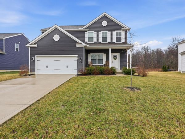 1262 Forest Edge Drive , Marysville, OH 43040