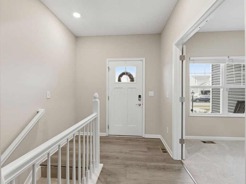 1262 Forest Edge Drive , Marysville, OH 43040 Photo 4