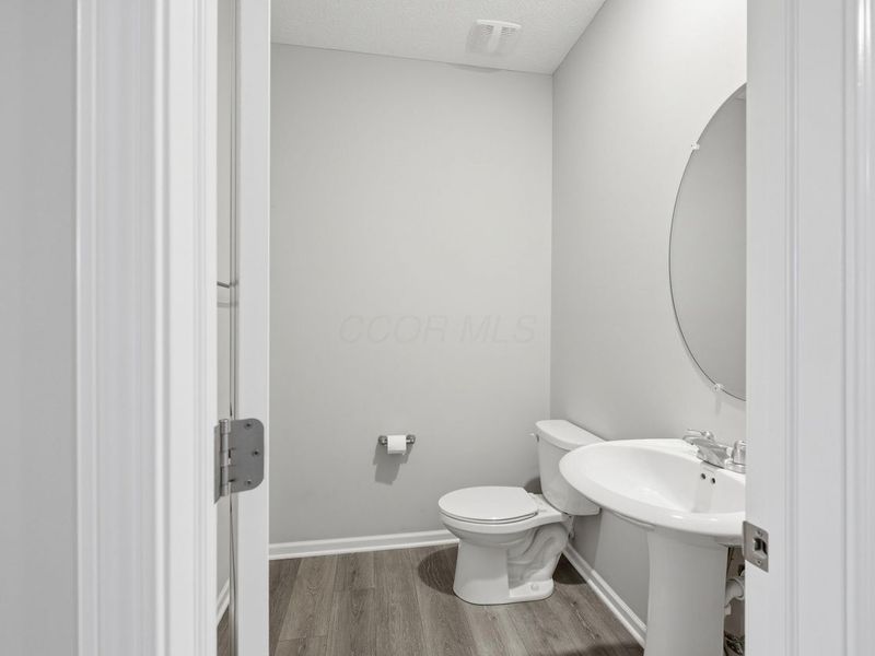 1262 Forest Edge Drive , Marysville, OH 43040 Photo 8