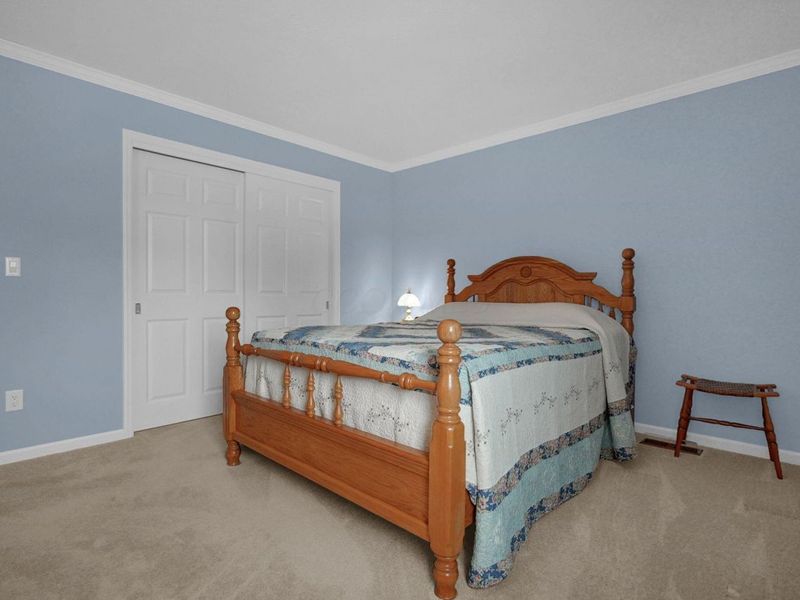 570 Carriage Drive, Plain City, OH 43064 Photo 17