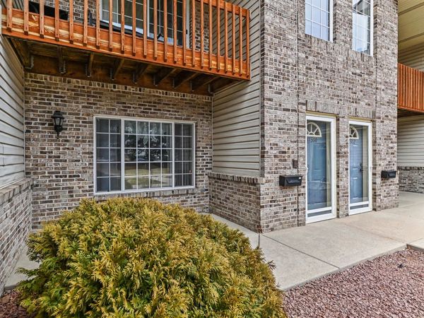 17360 W Lincoln Ave, New Berlin, WI 53146