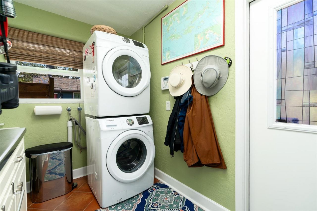 1104 S Riverside Drive, Edgewater, FL 32132 Photo