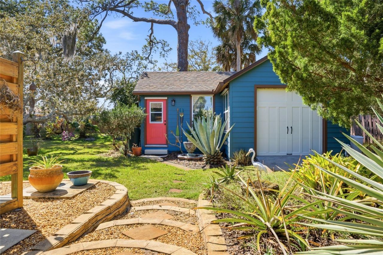 1104 S Riverside Drive, Edgewater, FL 32132 Photo