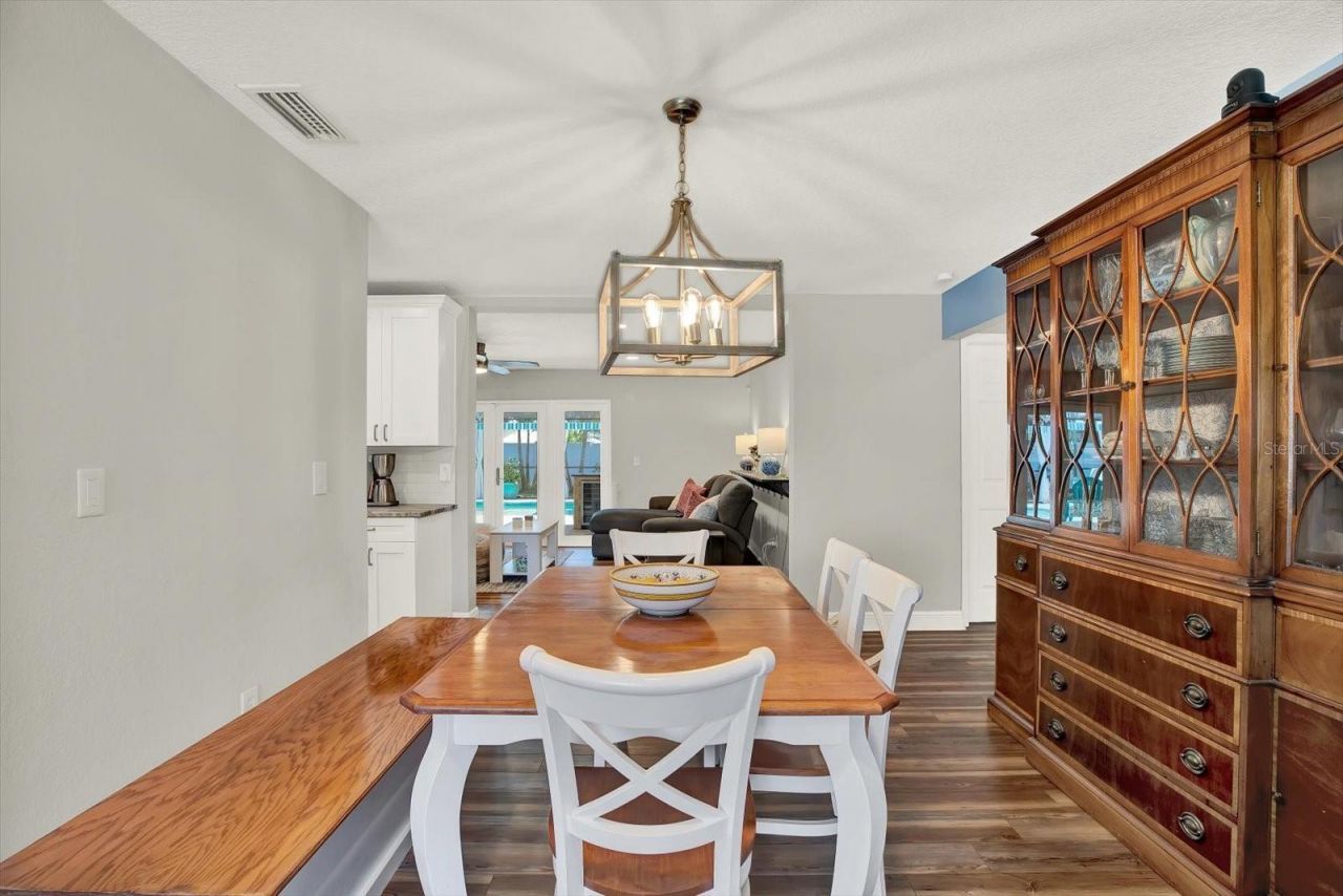 8781 Leona Street, Seminole, FL 33772 Photo