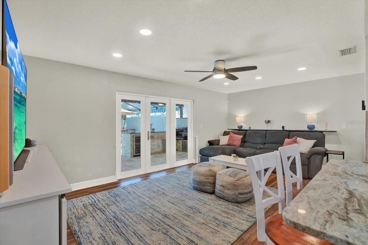 8781 Leona Street, Seminole, FL 33772 Photo