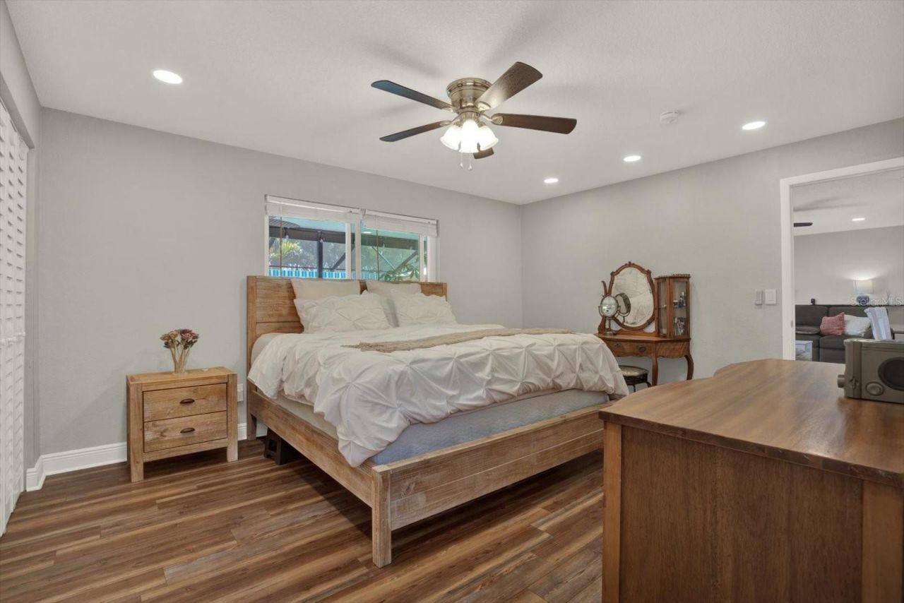 8781 Leona Street, Seminole, FL 33772 Photo