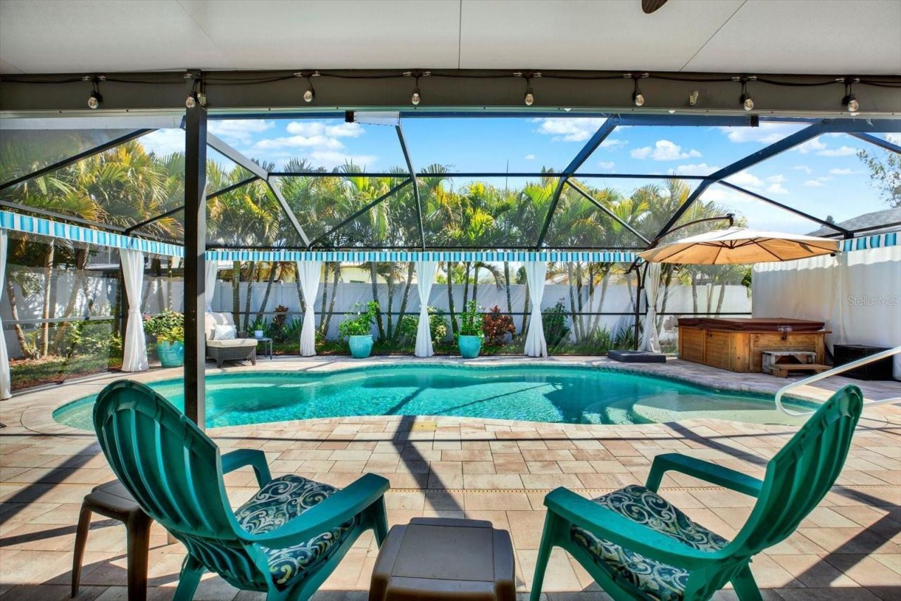 8781 Leona Street, Seminole, FL 33772 Photo