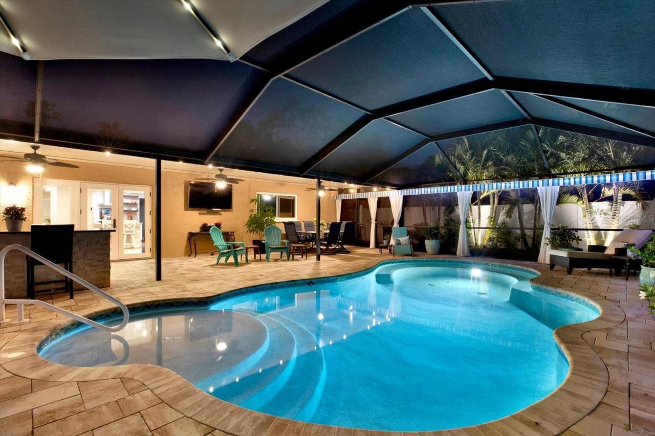 8781 Leona Street, Seminole, FL 33772 Photo