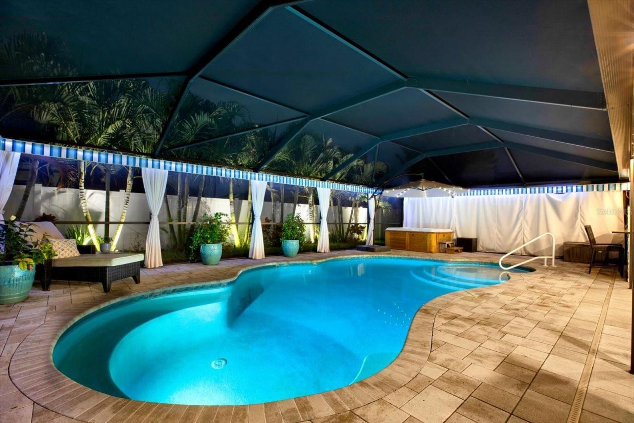 8781 Leona Street, Seminole, FL 33772 Photo