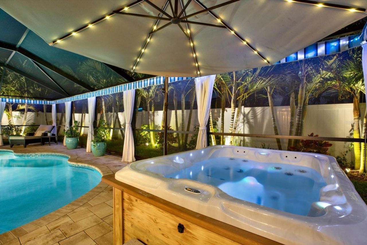 8781 Leona Street, Seminole, FL 33772 Photo