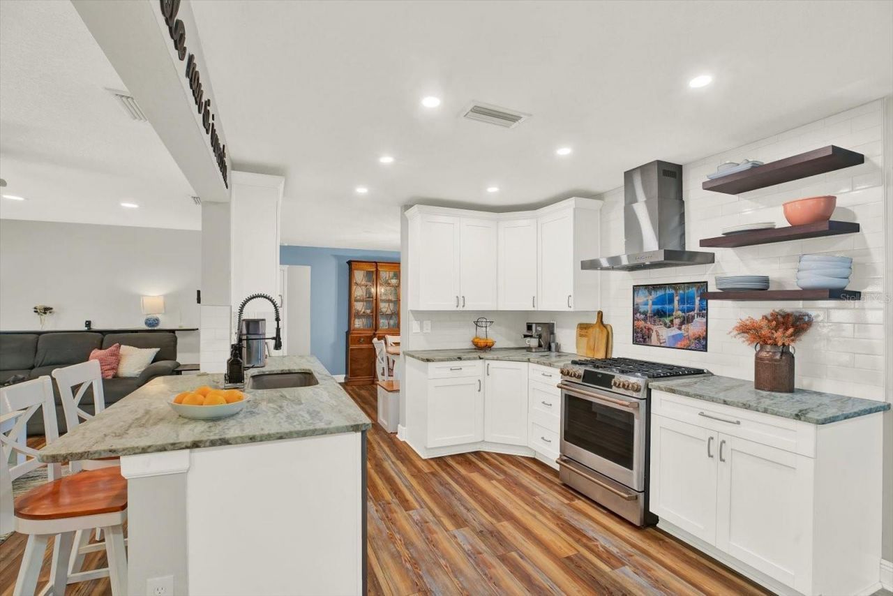 8781 Leona Street, Seminole, FL 33772 Photo