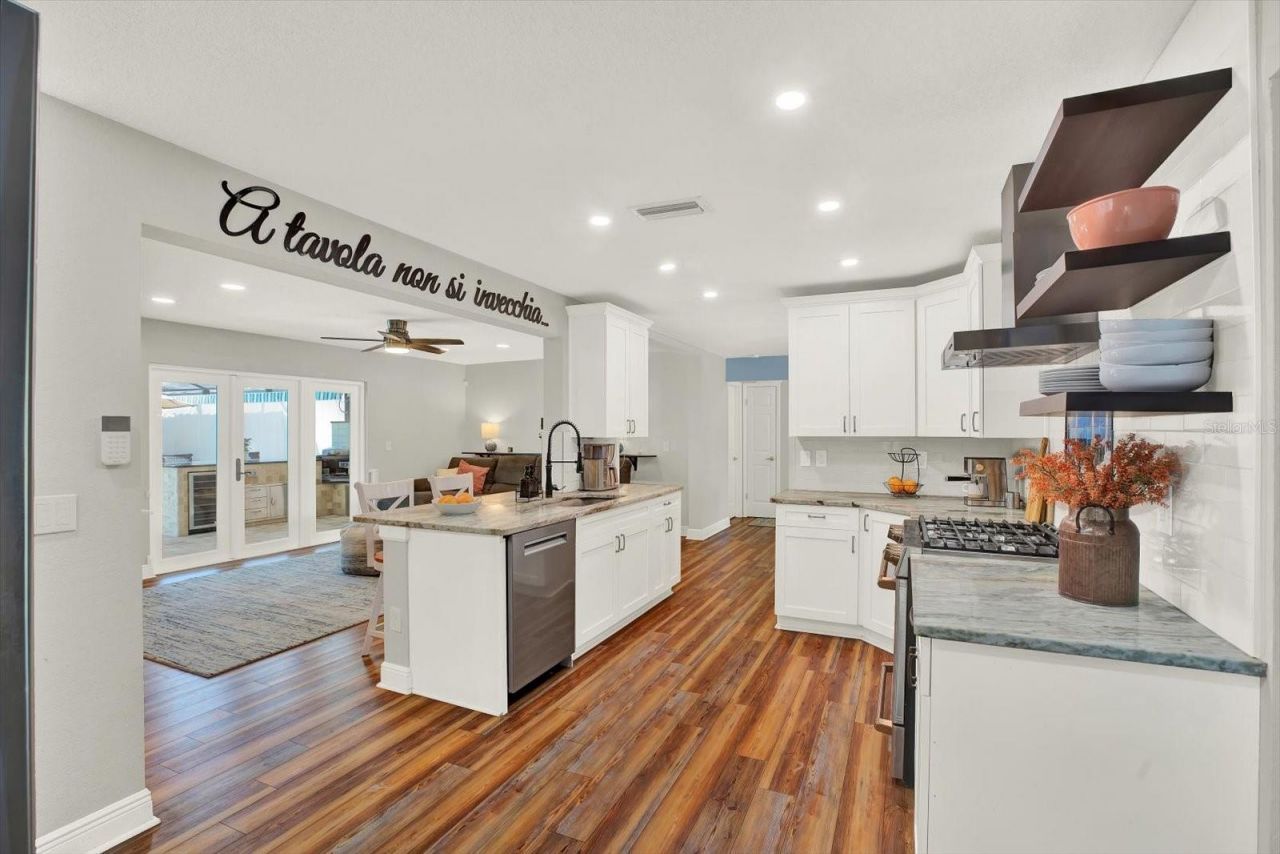 8781 Leona Street, Seminole, FL 33772 Photo