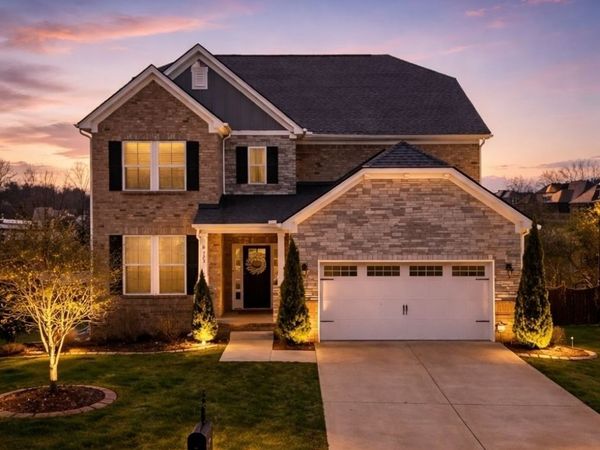 723 Tennypark Ln, Mount Juliet, TN 37122