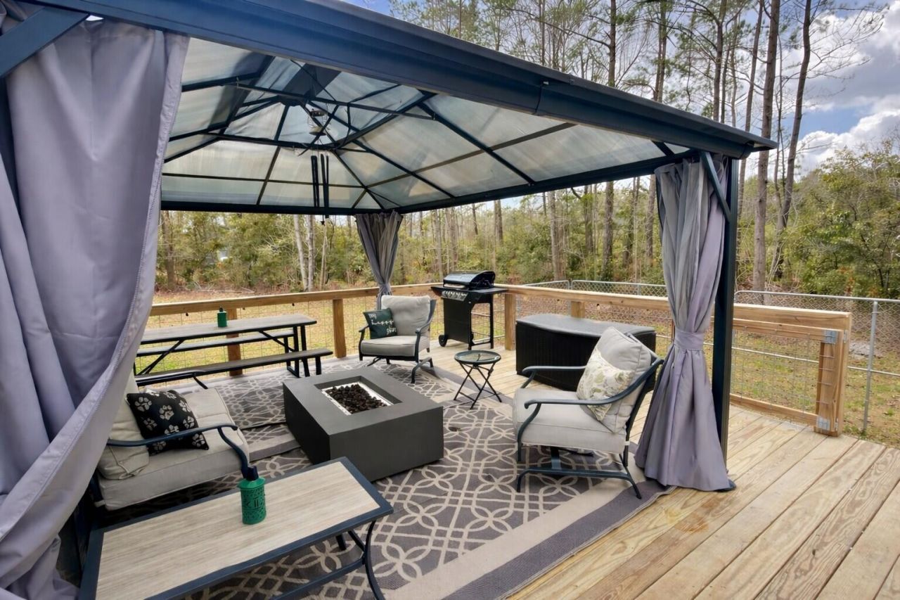 1297 Heaven Drive Photo 18