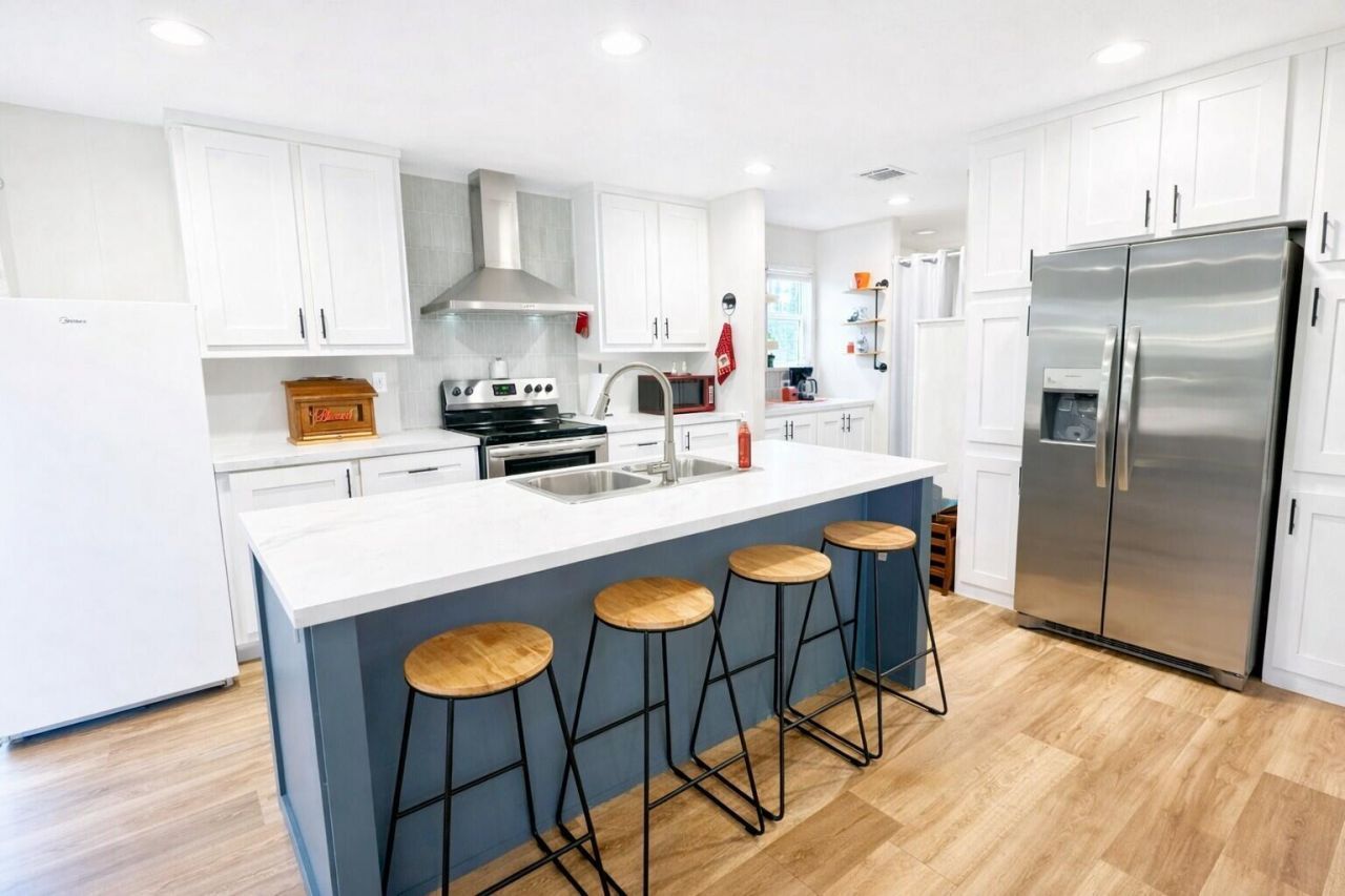 1297 Heaven Drive Photo 7