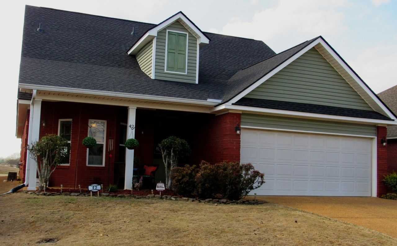 42 Rhoades Ln, Columbus, MS 39701 Main Photo