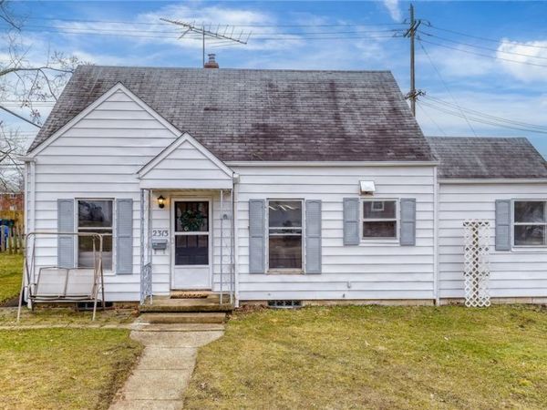 2313 23rd Street , Cuyahoga Falls, OH 44223