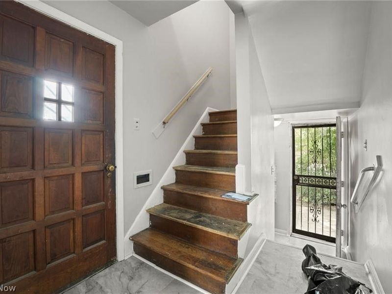 14625 Milverton Road, Cleveland, OH 44120 Photo 14