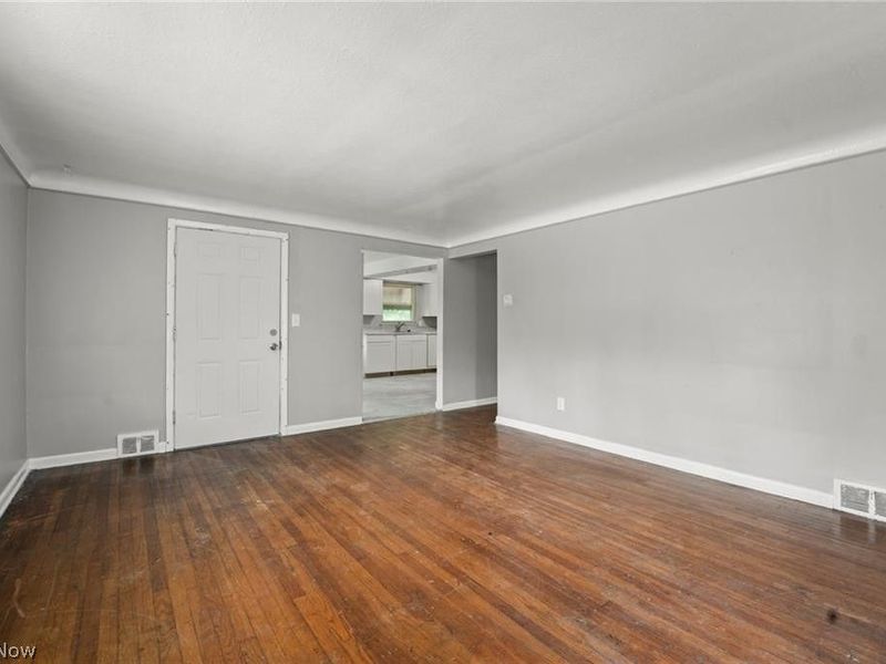 14625 Milverton Road, Cleveland, OH 44120 Photo 21