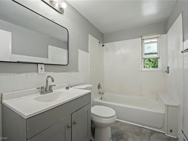 14625 Milverton Road, Cleveland, OH 44120 Photo 25