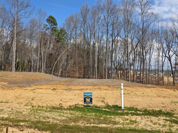 6733 Fairford Drive , Charlotte, NC 28215