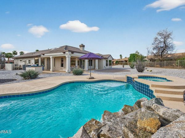 15270 W MORNINGTREE Drive, Surprise, AZ 85374