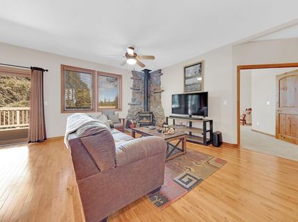 627 Deep Forest Road, Lake Almanor, CA 96137 Photo