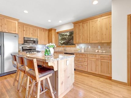 627 Deep Forest Road, Lake Almanor, CA 96137 Photo