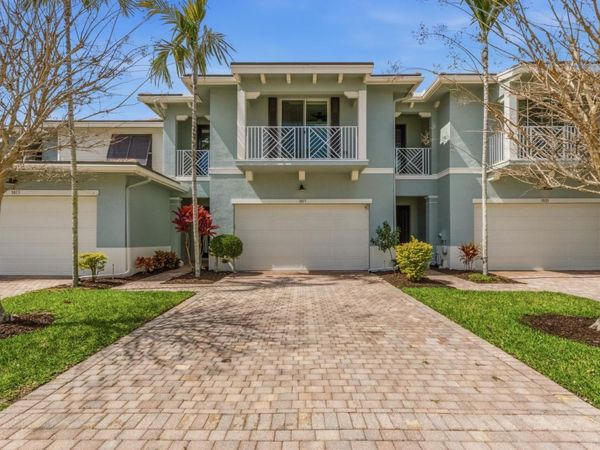 3017 Princeton Lane, Palm Beach Gardens, FL 33418