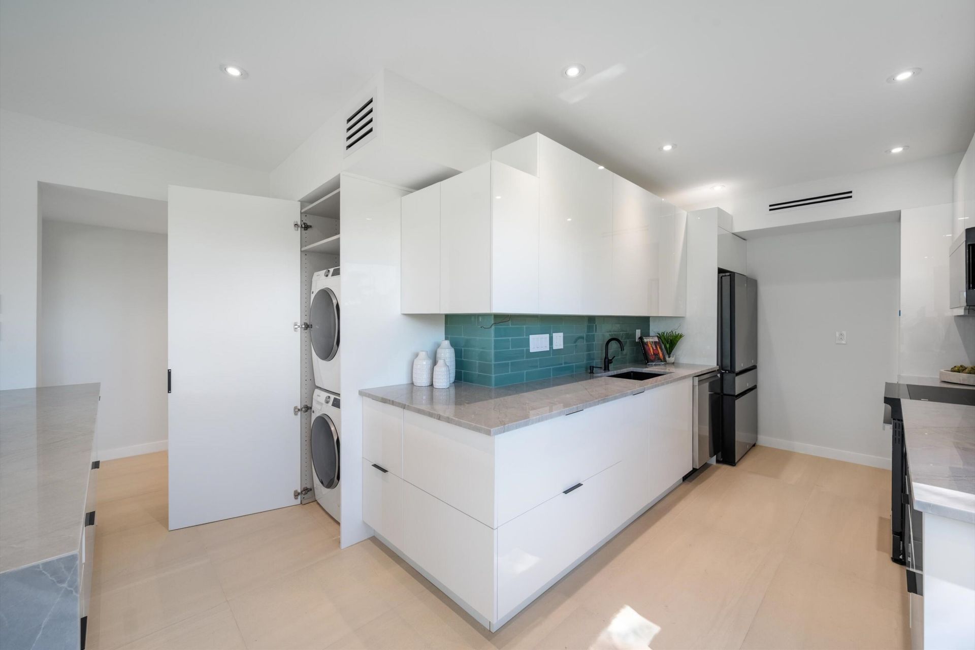 800 Greensward Court, Unit 107-I, Delray Beach, FL 33445 Photo