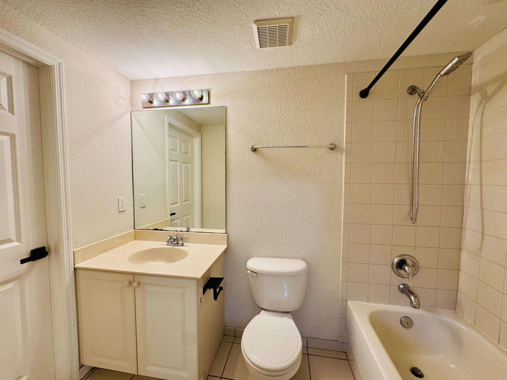 1954 Freeport Lane, Unit 1954, Riviera Beach, FL 33404 Photo