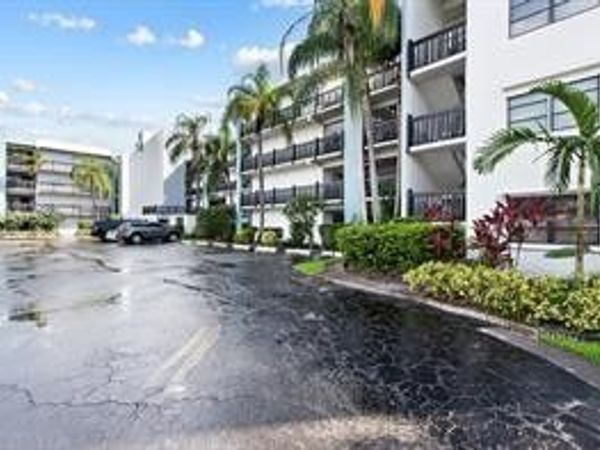 1021 Mockingbird Lane, Unit 114, Plantation, FL 33324