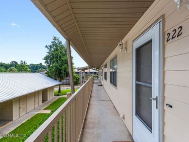 222 HIAWATHA Court, Unit 222, East Palatka, FL 32131