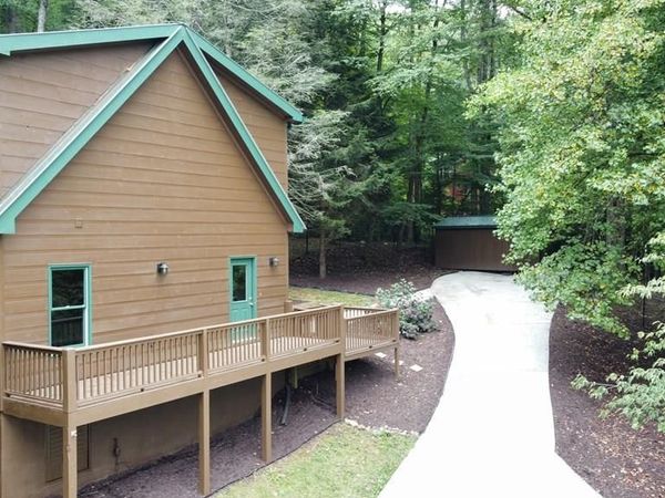 1013 Hwy 60, Suches, GA 30512