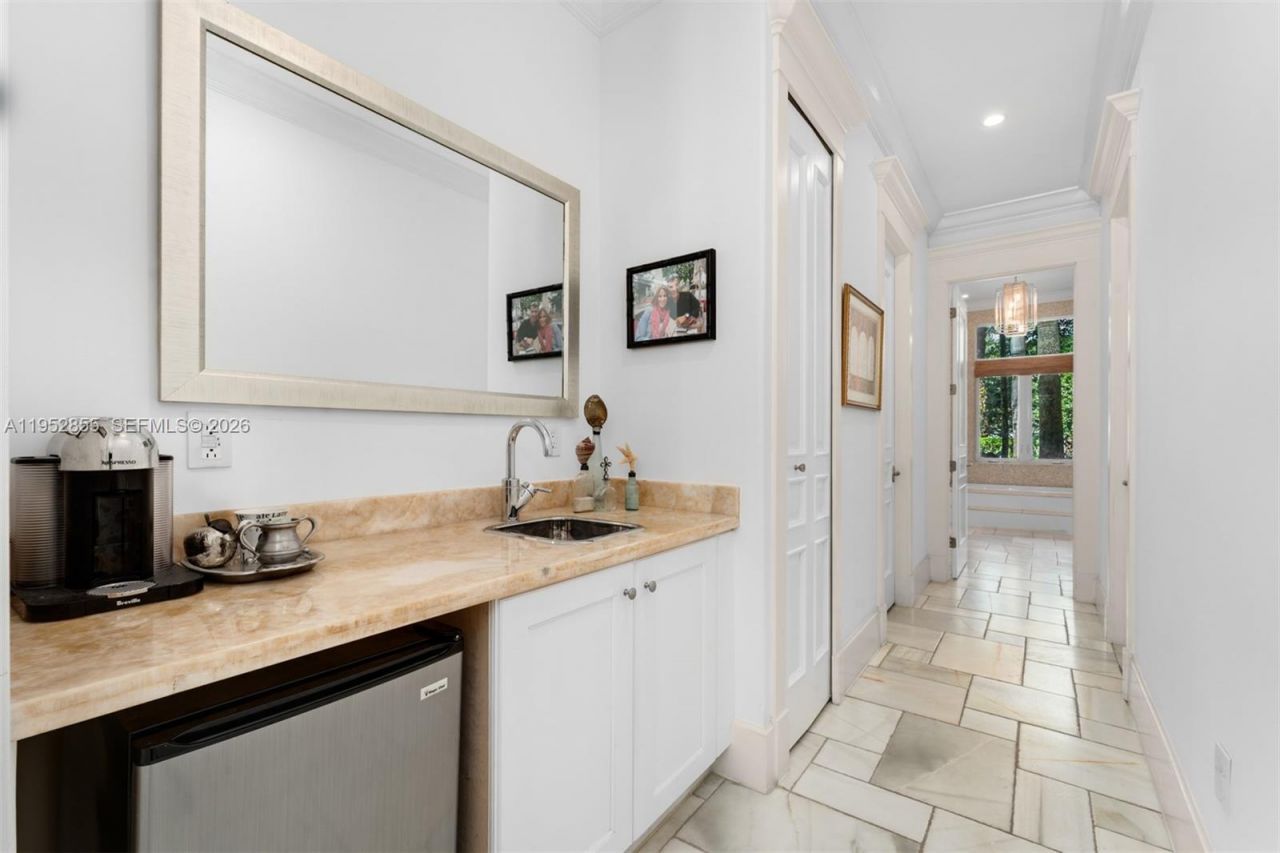 6650 SW 123rd St, Pinecrest, FL 33156 Photo